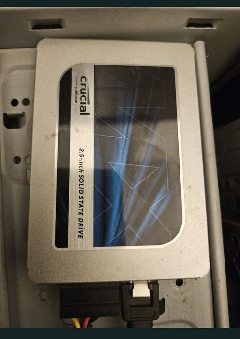 SSD Crucial MX500 2.5 250 GB (CT250MX500SSD1)