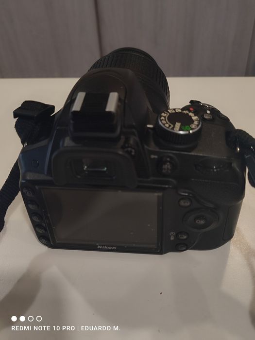 Nikon D3200+carregador e 2 baterias como nova 21mil disparos
