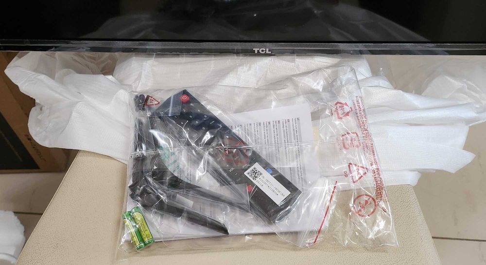 Telewizor TCL led 32 cale Nowy