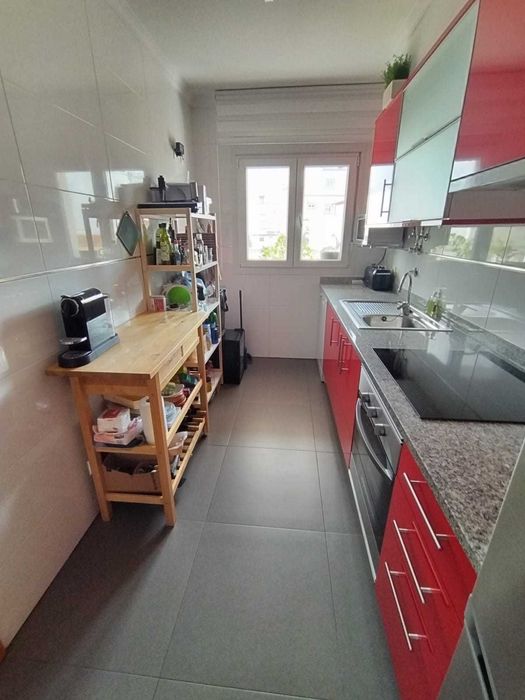 Alugo excelente apartamento T2