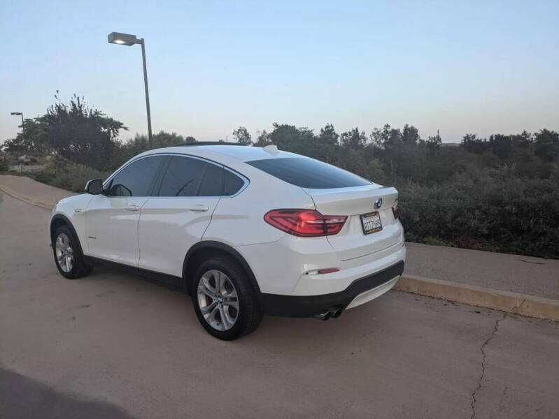 2017  BMW  X4  28i