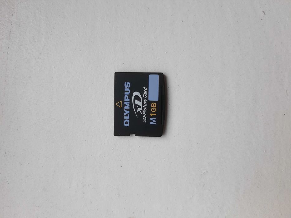 Фотоаппарат OLYMPUS 8 mega pixels