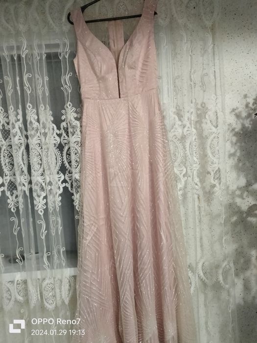 Вечірня/випускна сукня