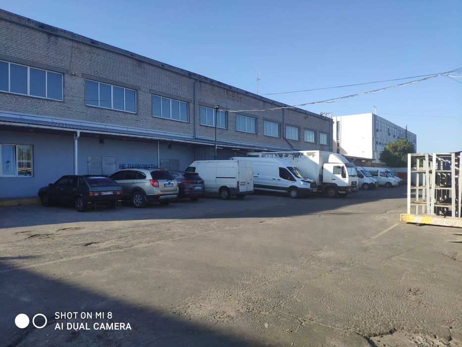 Приміщення під торгівлю 350 м.кв. фасад з рампами Оптовий ринок поруч