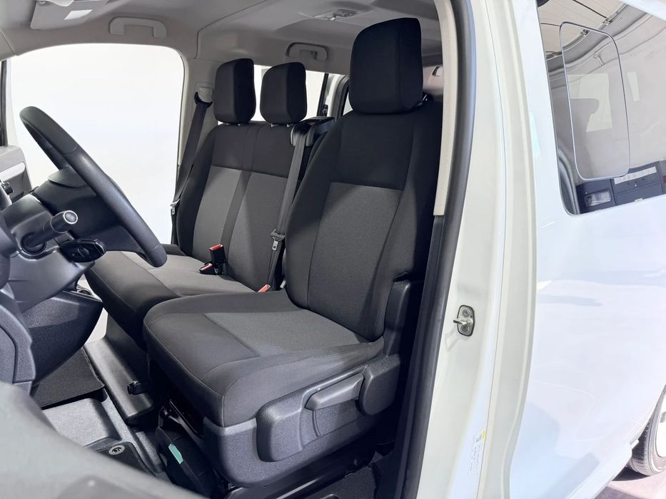 Peugeot Traveller 2.0 BlueHDi L1H1 Active Compact