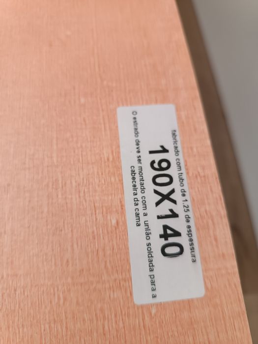 Cama com estrado moviflor