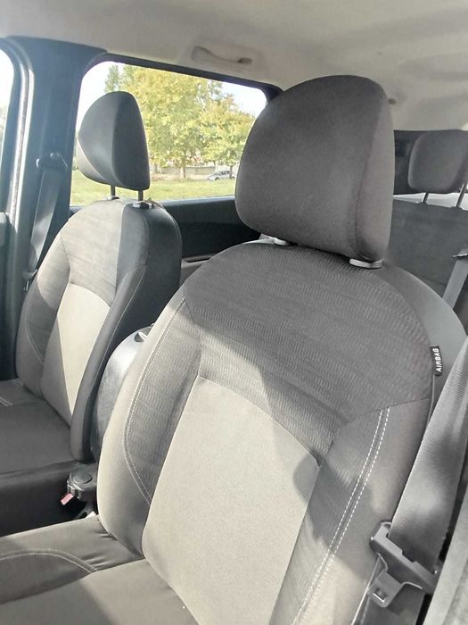 automóvel Dacia Lodgy 1.2 7 lugares foto 3
