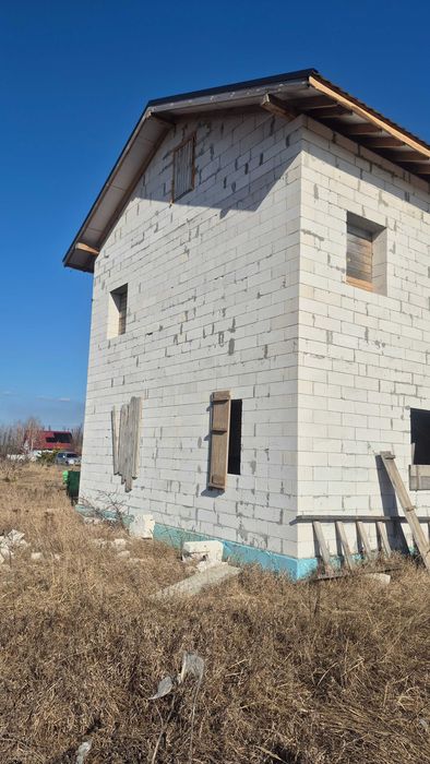 Будинок на 10 сотках в Горбовичах.