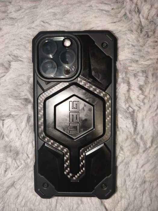 iPhone 16 Pro Max 73 cykle ładowania