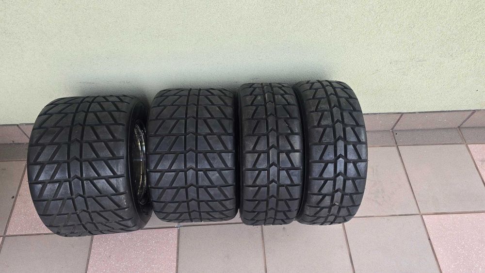 Komplet Felg Z Oponami Drogowymi Do Honda, Suzuki, Kawasaki