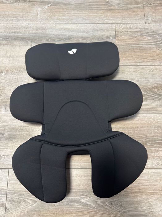 вкладиш для новонароджених Joie Spin