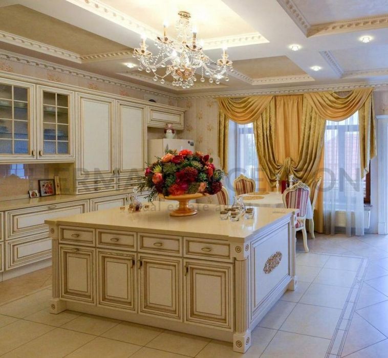 Продаж будинку 404 м.кв / 22 сотки / Минай