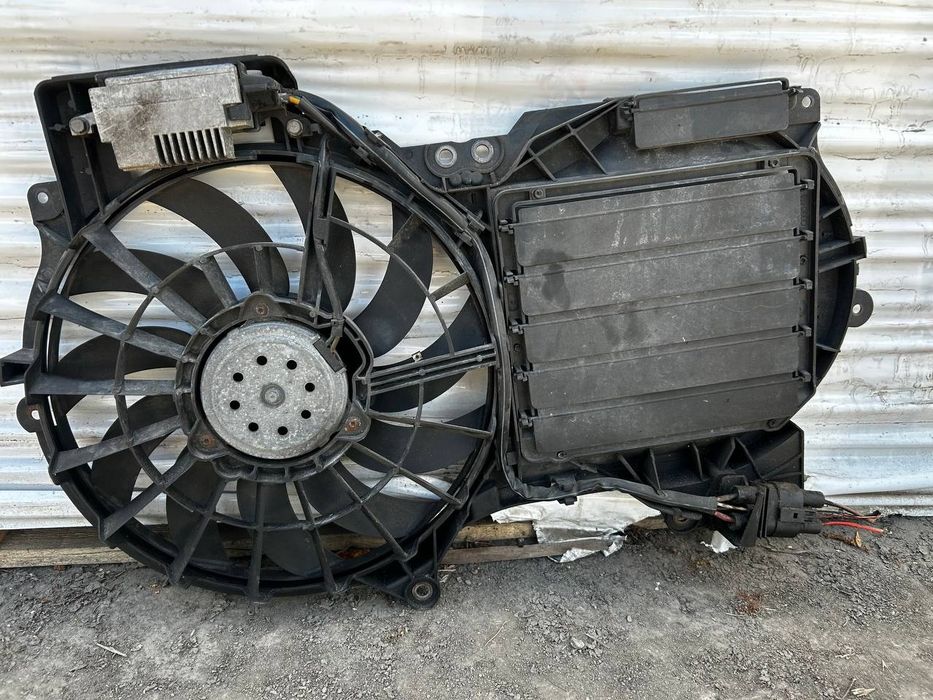 Вентилятор охолодження 2.4 А6 С6 А4 Б7 вентилятор Audi охолодження а6 с6 вентік Ауді