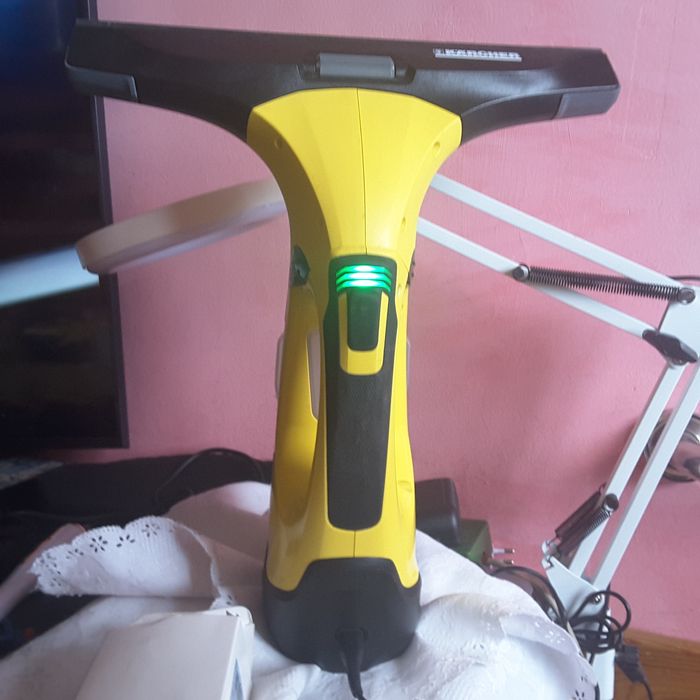 Myjka do szyb okien Karcher WV5 z ładowarką