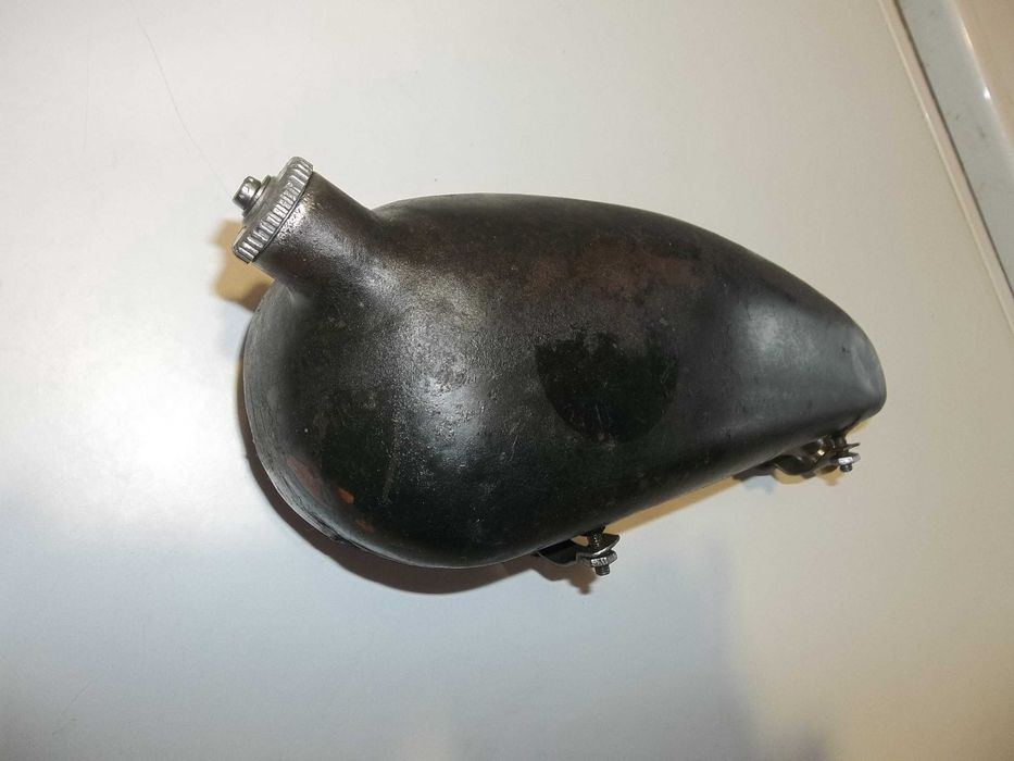 Бензобачок капля мопеди Рига13,Гауя,в902,Львовянка,зіф77