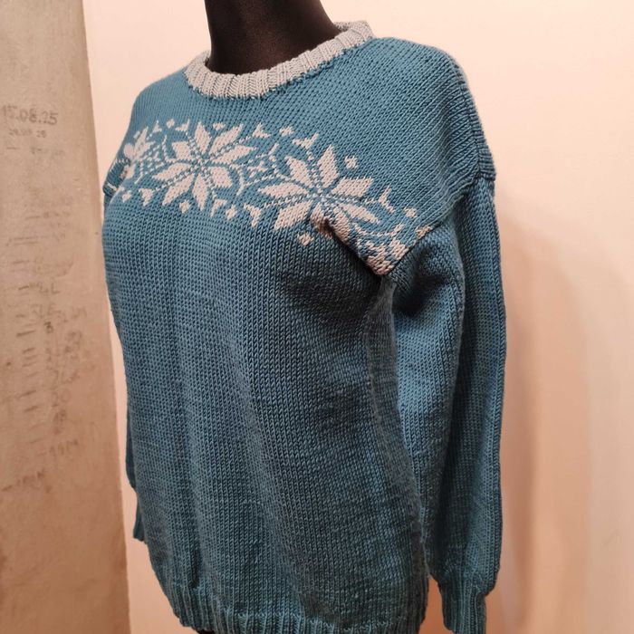 1100 Unikatowy wełniany sweter Handmade Tiril rozmiar M