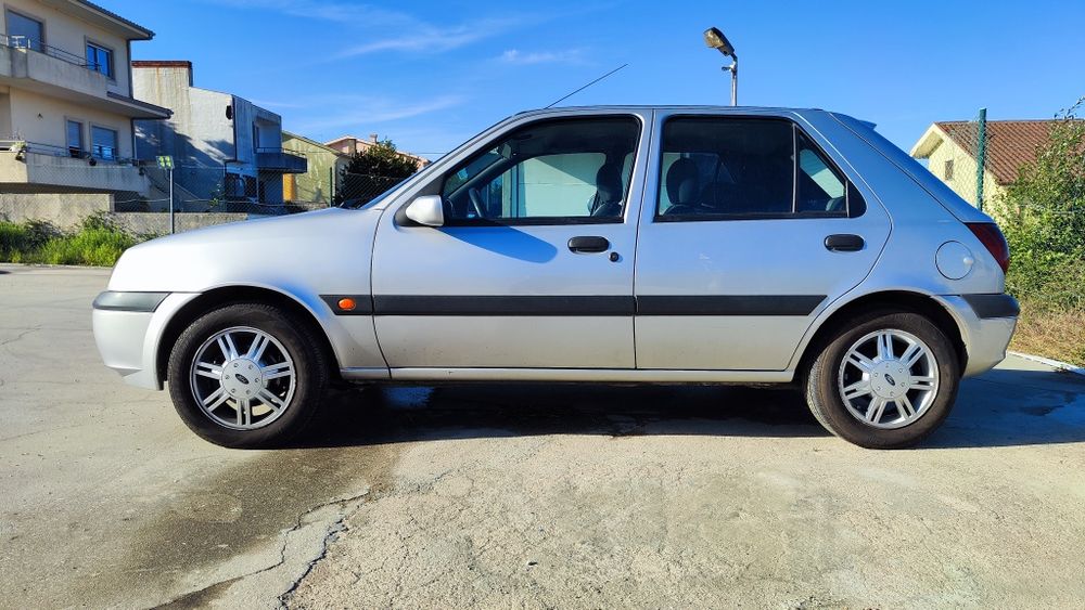 Ford fiesta 1.8 tddi