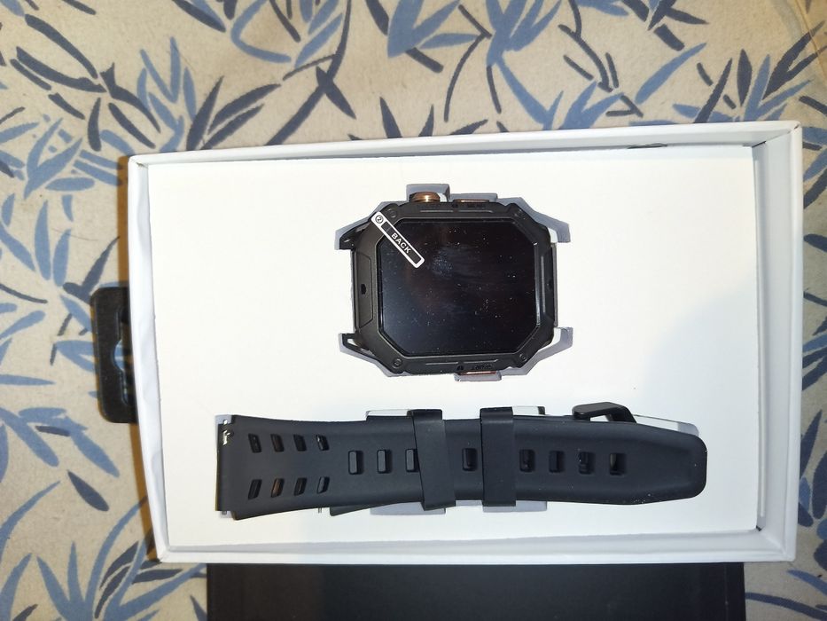 Продам смартчасы CUBOT X1