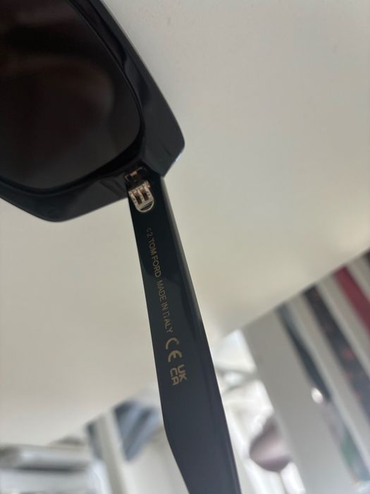 Sprzedam okulary przeciwsłoneczne Tom Ford