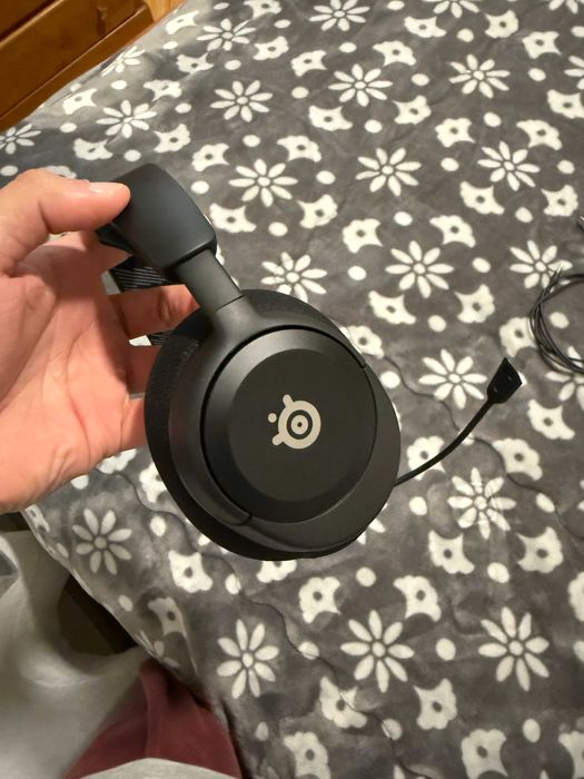 (Urgente) SteelSeries Arctis Nova 1 COMO NOVO + GARANTIA (18 Meses) PCDiga