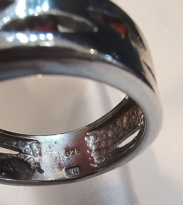 Srebrny komplet kolczyki i pierścionek