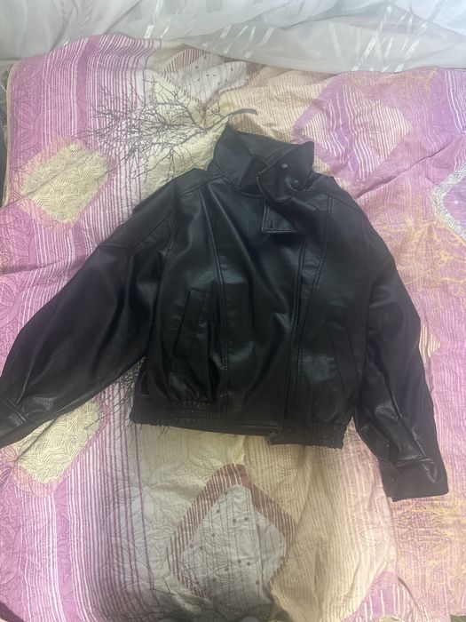 Продам куртку екошкіра оверсайс