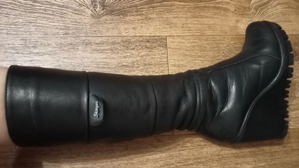 Зимові жіночі чоботи