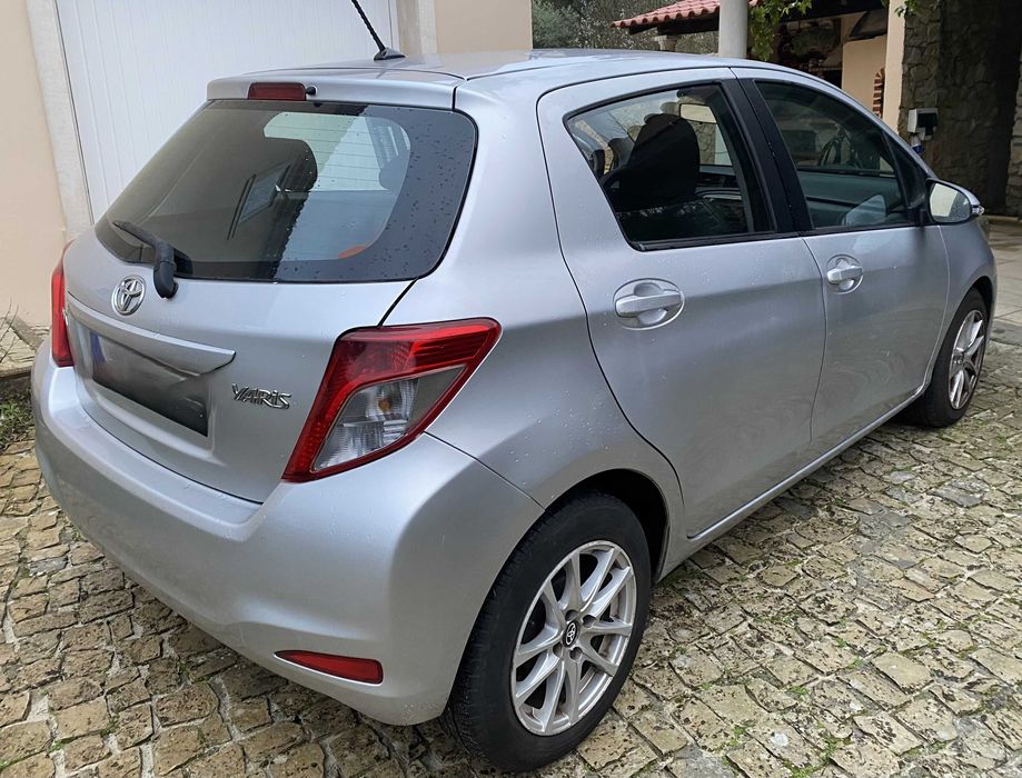 Toyota Yaris - 1400 - TD - Excelente estado