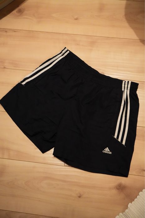 Бігові шорти adidas