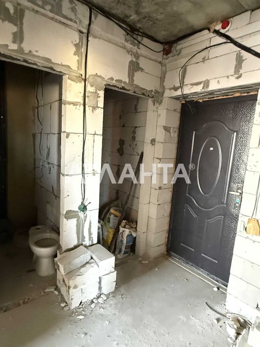 3к. квартира у новому ЖК . Будинок сданий.