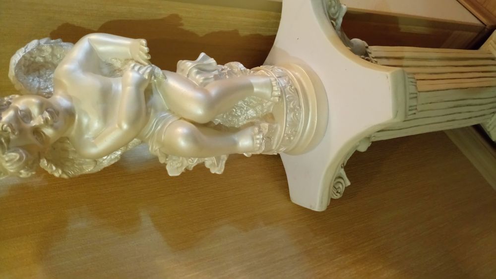 Скульптурное изображение "Ангелочек"