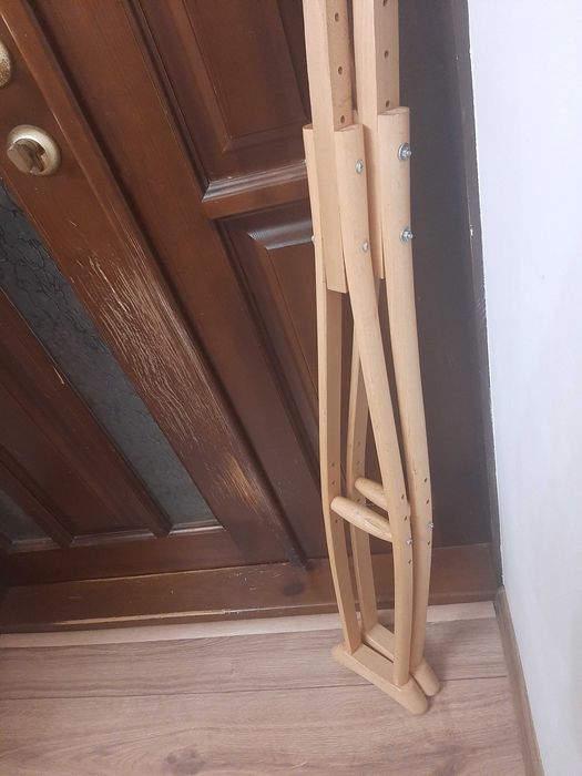 продам деревянные костыли