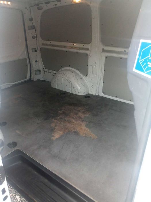 Aluguer Mercedes Vito 2017 – Versão Longa com Motorista