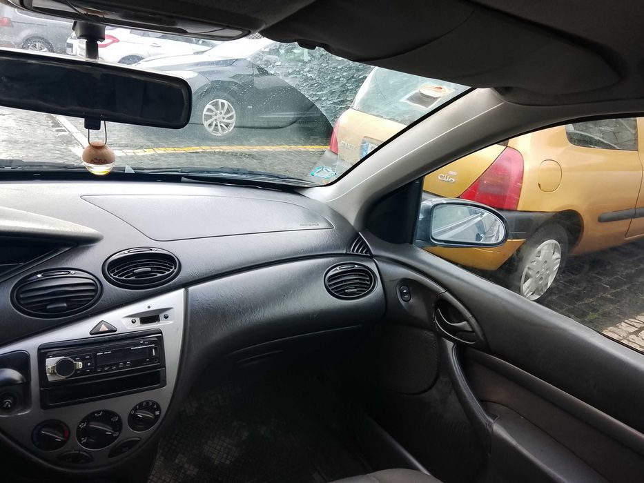Vendo ou troco Ford focus