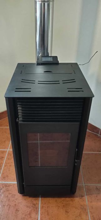 Salamandra Pellets Ecotermal Perfect 7,5 kW e/ou Tubagem