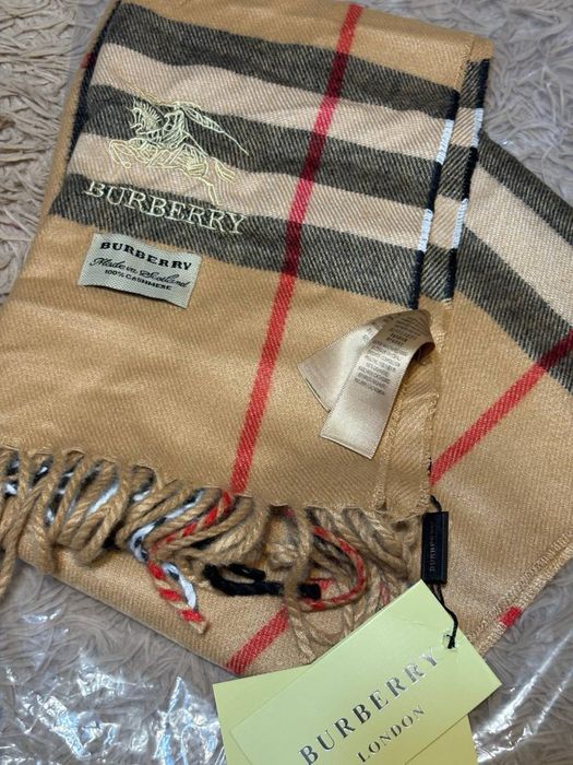 Шарф Burberry новий