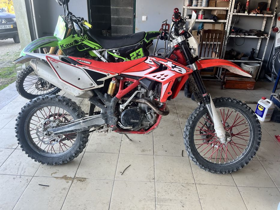 Vendo / troco Beta 350rr