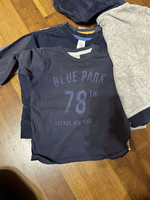 Продам дитячий одяг