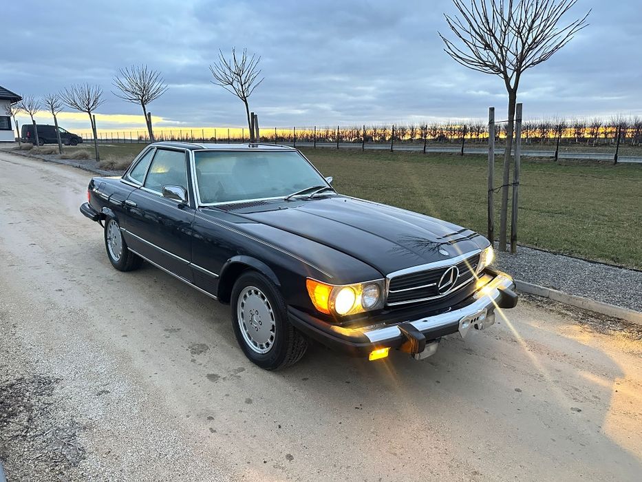 Mercedes Benz SL 450 r107 z roku 1975 USA