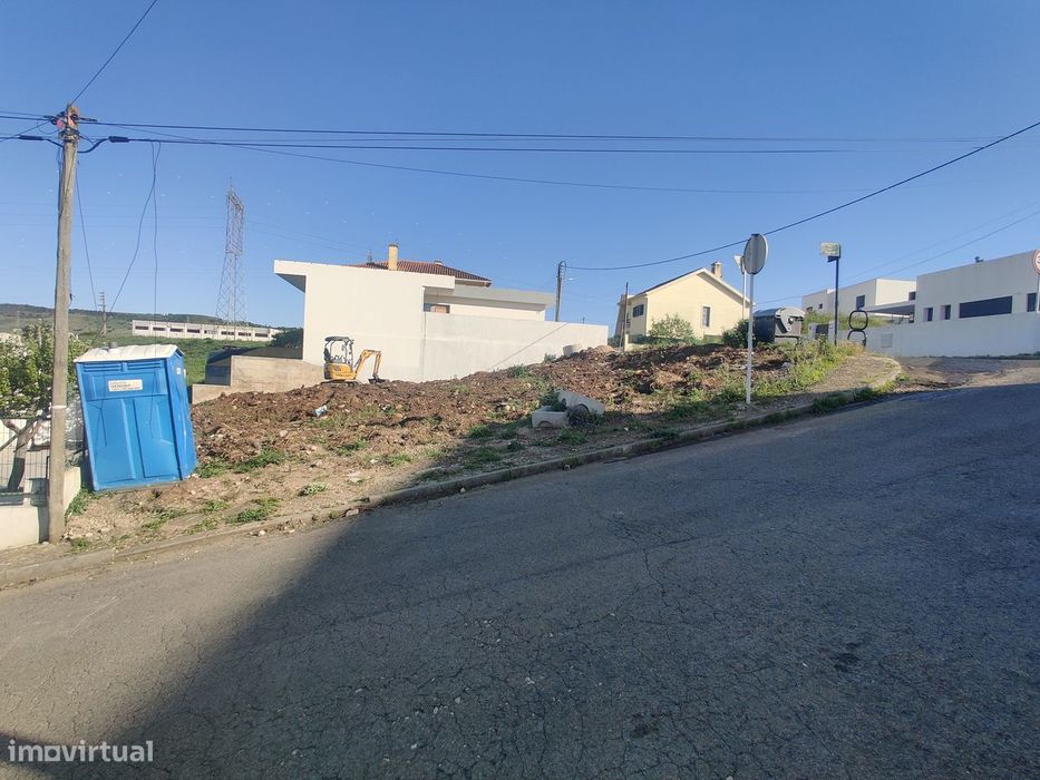 LOTE DE MORADIA  I  Oportunidade