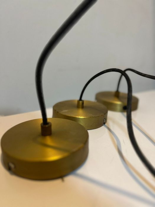 Conjunto de 3 luminárias.