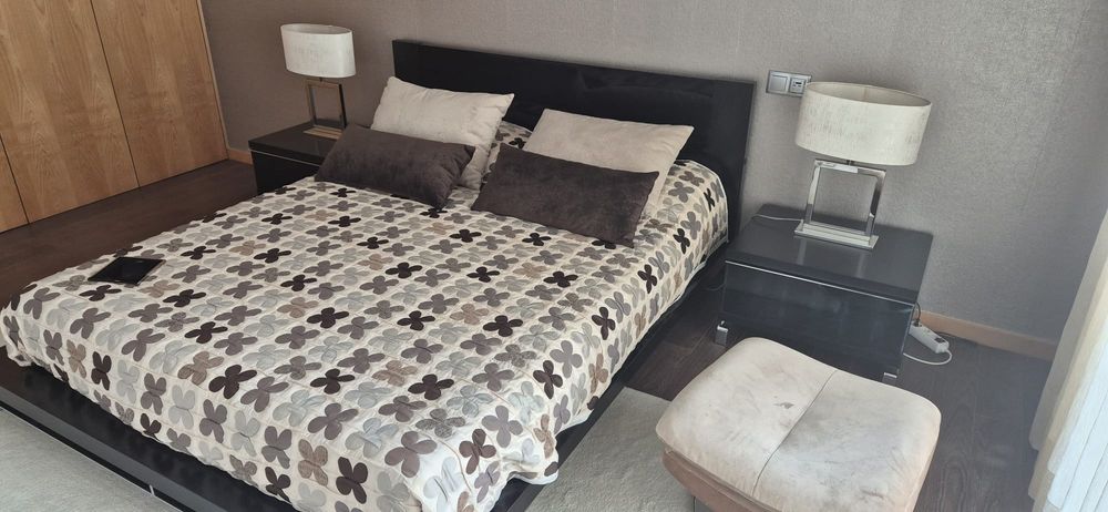 Mobilia de quarto de casal