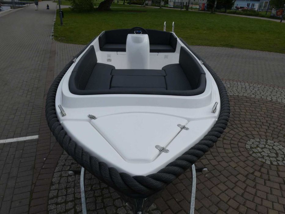 Łódź łódka 485 El Giant by Szymański