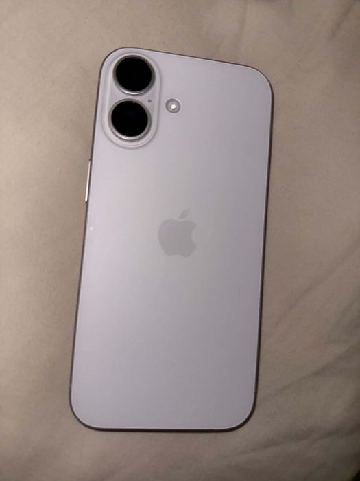 Iphone 16 256GB biały