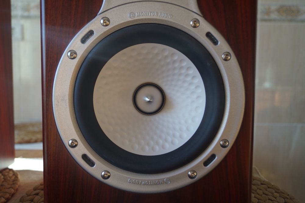 Primare i15 prisma + monitor audio 10gs