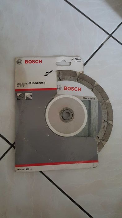 Диск алмазний BOSCH Concrete 180×22,23×1,6
