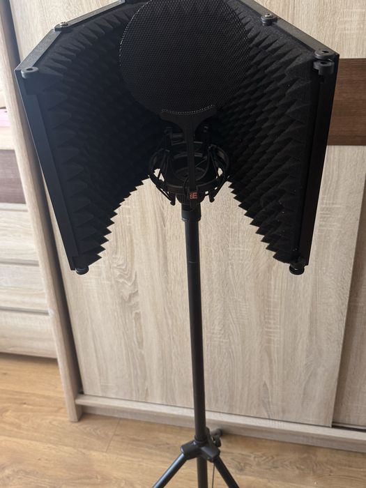 Mikrofon studyjny se2200 + kabina