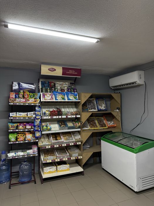 Продам здание под магазин столовую