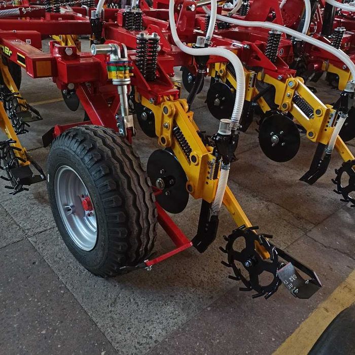 Анкерна паралелограмна висіваюча секція