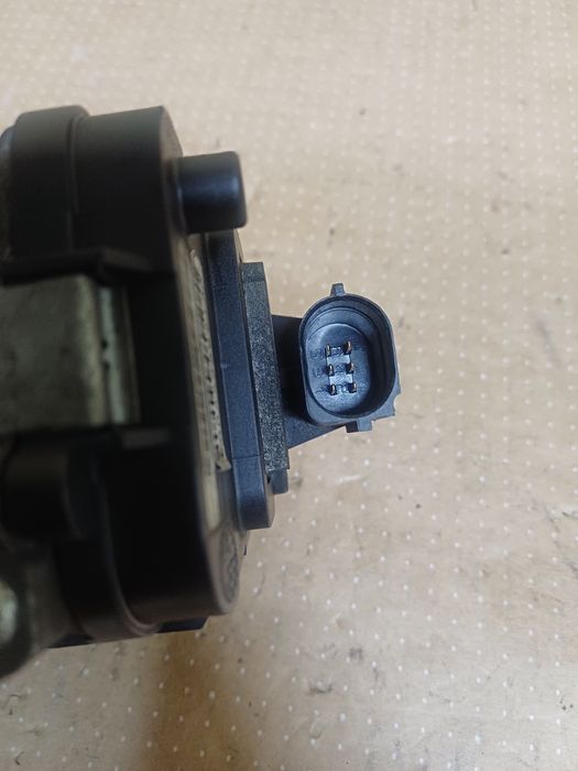 Дросільна заслонка заслінка Fiat Doblo Bravo II Freemont  Sedici Alfa Romeo 147 159 Giulietta  Brera Lancia Delta Musa Opel  Vauxhall Combo D 1.6 CDTi